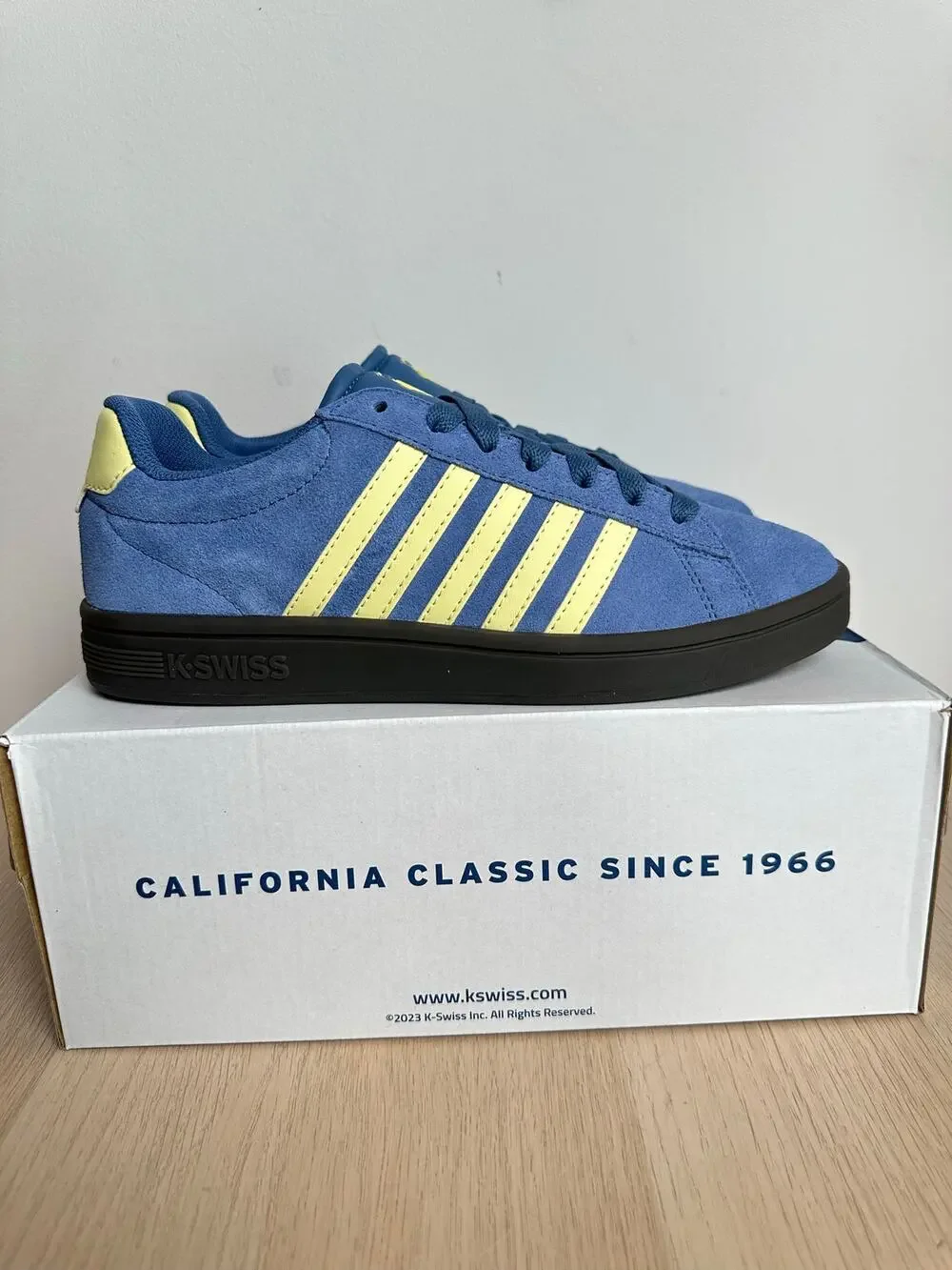 K-Swiss COURT TIEBREAK II Blue Sneaker - Size 7.5 - New